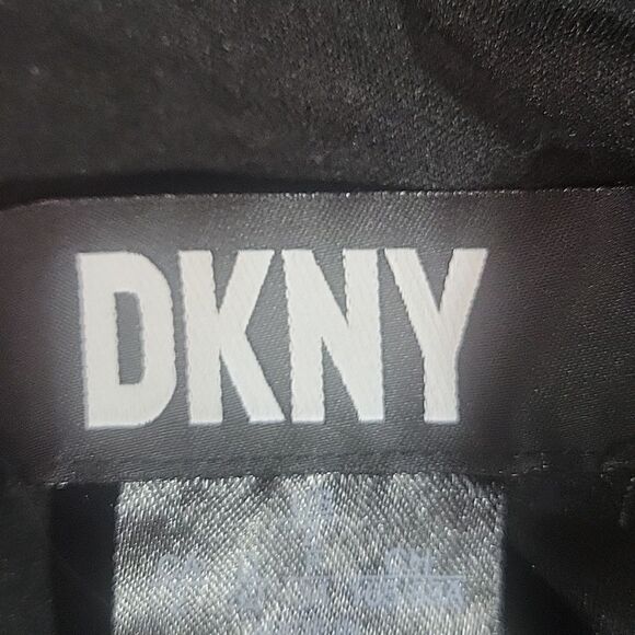 DKNY dress, size 2. - Picture 5 of 7